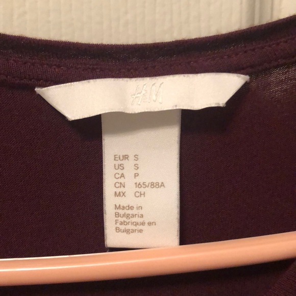 Maroon Tanktop with Lace - Picture 4 of 4